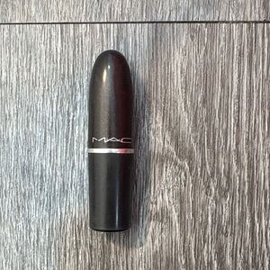 MAC Cosmetics- shade Pervette